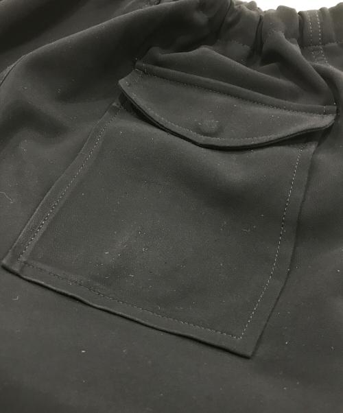 CONZ（コンズ）CONZ (コンズ) オーバータックパンツ/スウェットパンツ/スラックス ブラック サイズ:3の古着・服飾アイテム