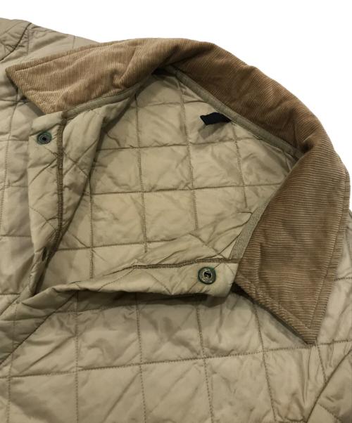 Barbour（バブアー）Barbour (バブアー) キルティングコート/襟コーデュロイコート ベージュ サイズ:Lの古着・服飾アイテム