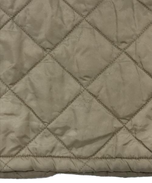 Barbour（バブアー）Barbour (バブアー) キルティングコート/襟コーデュロイコート ベージュ サイズ:Lの古着・服飾アイテム