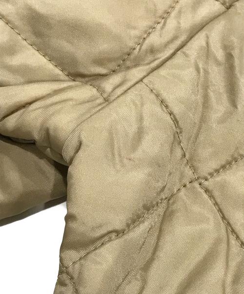 Barbour（バブアー）Barbour (バブアー) キルティングコート/襟コーデュロイコート ベージュ サイズ:Lの古着・服飾アイテム