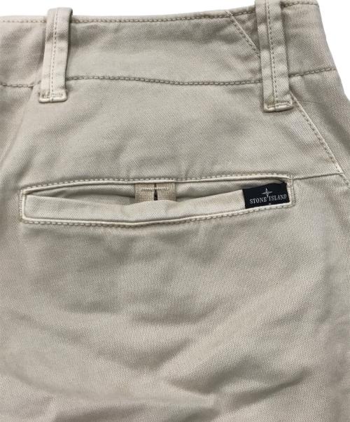 STONE ISLAND（ストーンアイランド）STONE ISLAND (ストーンアイランド) スリムチノパン ベージュ サイズ:73.5cm　W29の古着・服飾アイテム