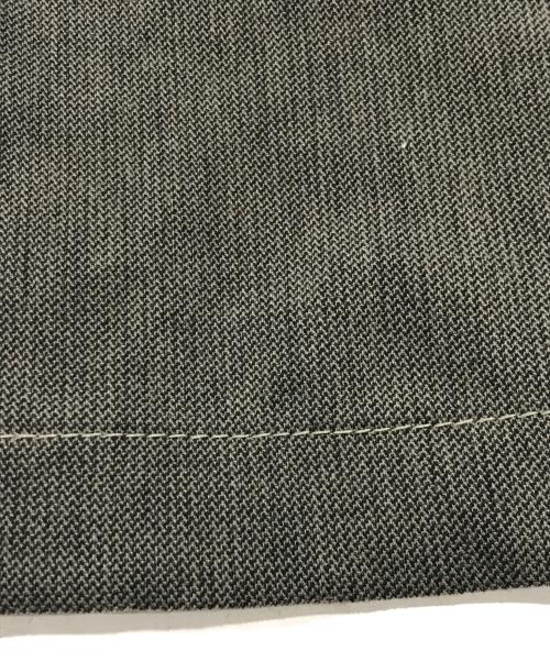 C.P COMPANY（シーピーカンパニー）C.P COMPANY (シーピーカンパニー) スラックス グレー サイズ:44の古着・服飾アイテム