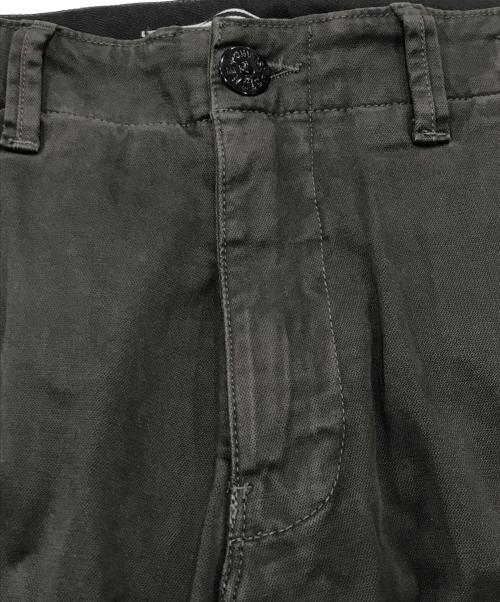 STONE ISLAND（ストーンアイランド）STONE ISLAND (ストーンアイランド) スリムカーゴパンツ ブラウン サイズ:71cm(W28)の古着・服飾アイテム