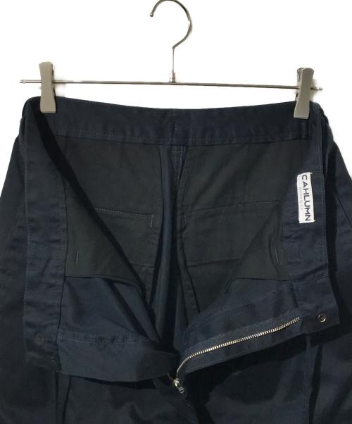 CAHLUMN（カウラム）CAHLUMN (カウラム) コットンテーパードパンツ ネイビー サイズ:SZIE Mの古着・服飾アイテム