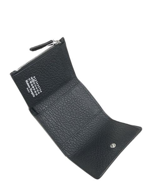 Maison Margiela（メゾンマルジェラ）Maison Margiela (メゾンマルジェラ) 4ステッチ 三つ折り ウォレット/三つ折り財布 ブラックの古着・服飾アイテム