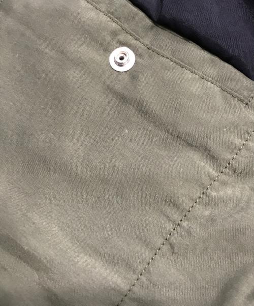 THE NORTH FACE（ザ ノース フェイス）THE NORTH FACE (ザ ノース フェイス) ショートスリーブヌプシシャツ/S/S Nuptse Shirt ブラック×オリーブ（ニュートープ） サイズ:Sの古着・服飾アイテム