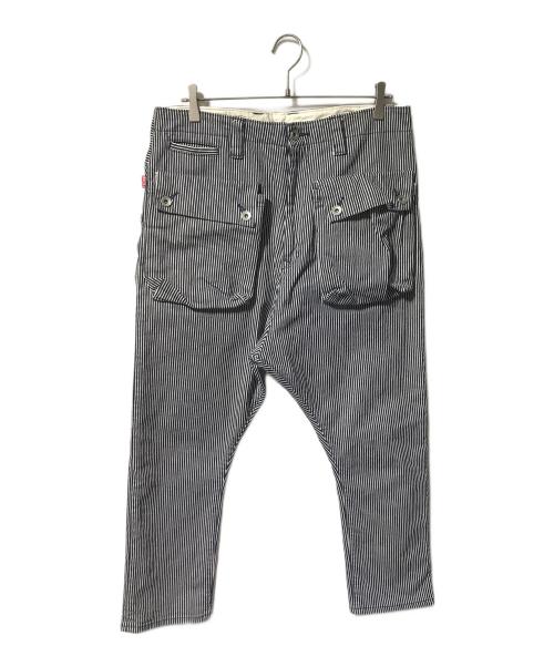 NATAL DESIGN（ネイタルデザイン）NATAL DESIGN (ネイタルデザイン) ヒッコリーサルエルフラップパンツ/ストライプパンツ ネイビー×ホワイト サイズ:34の古着・服飾アイテム