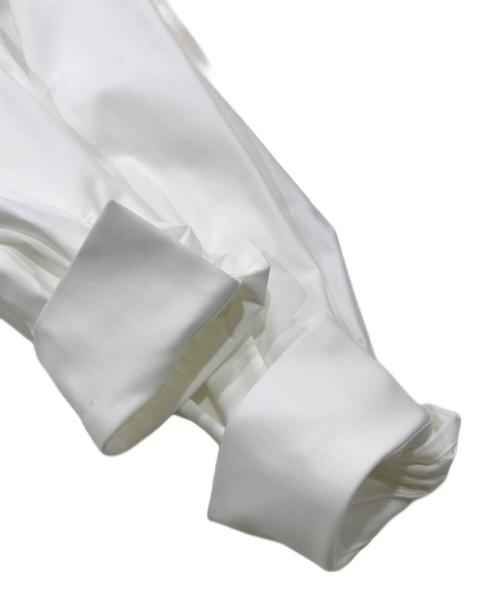 YORI（ヨリ）YORI (ヨリ) ホイップカラーブラウス/ビックカラーブラウス ホワイト サイズ:36の古着・服飾アイテム