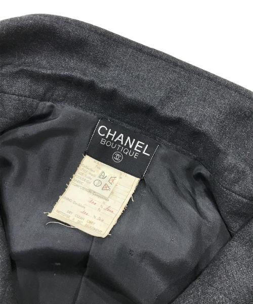 CHANEL（シャネル）CHANEL (シャネル) 金釦ダブルジャケット/CHANEL/グレー/ショート丈 グレー サイズ:不明の古着・服飾アイテム