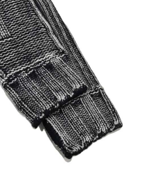 STONE ISLAND（ストーンアイランド）STONE ISLAND (ストーンアイランド) フロスト・カラー・コロージョン・プルオーバーニット/ラグランスリーブニット ホワイト×ブラック サイズ:Sの古着・服飾アイテム