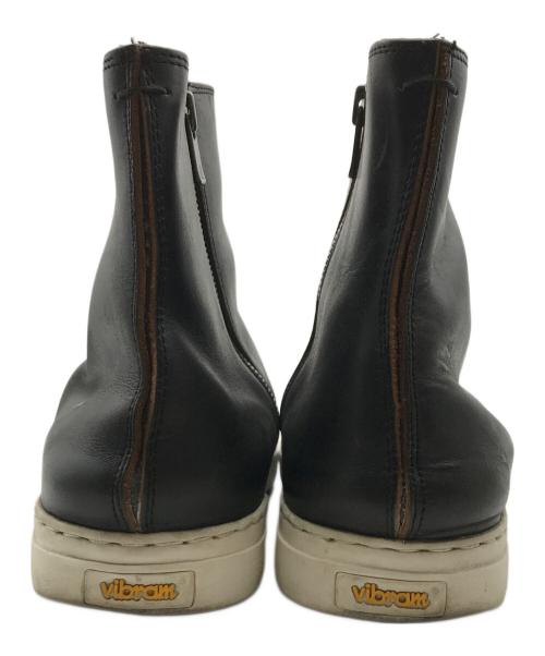 KAZUYUKI KUMAGAI ATTACHMENT（カズユキクマガイ アタッチメント）KAZUYUKI KUMAGAI ATTACHMENT (カズユキクマガイ アタッチメント) サイドジップブーツ/ビブラムソールブーツ ブラック サイズ:43の古着・服飾アイテム