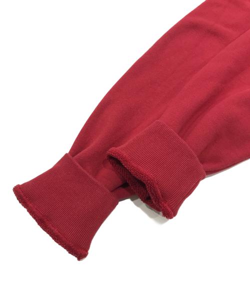 UNDERCOVER（アンダーカバー）UNDERCOVER (アンダーカバー) ケーキプリントクルーネックスウェットシャツ/柄スウェット レッド サイズ:１の古着・服飾アイテム