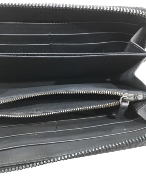 FENDI（フェンディ）FENDI (フェンディ) エンボスロゴラウンドファスナーロングウォレット/長財布 ブラックの古着・服飾アイテム