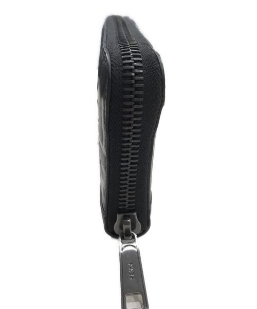 FENDI（フェンディ）FENDI (フェンディ) エンボスロゴラウンドファスナーロングウォレット/長財布 ブラックの古着・服飾アイテム