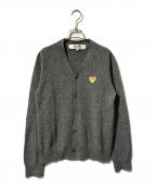 PLAY COMME des GARCONSプレイコムデギャルソン）の古着「ハートワッペンVネックカーディガン/ウールカーディガン」｜グレー