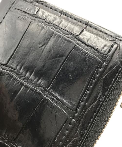 ITTI（イッチ）ITTI (イッチ) 型押しL字ファスナーウォレット/2つ折り財布 ブラックの古着・服飾アイテム