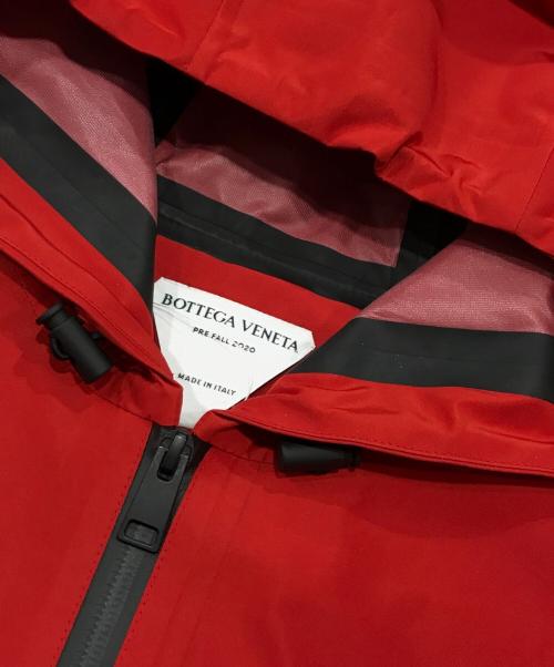 BOTTEGA VENETA（ボッテガベネタ）BOTTEGA VENETA (ボッテガベネタ) ジップアップナイロンフーデットジャケット レッド サイズ:Sの古着・服飾アイテム