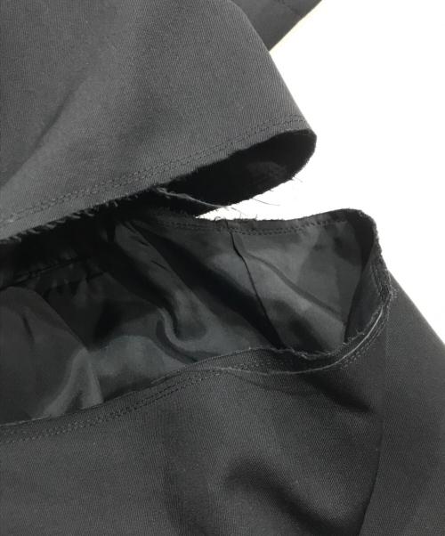 COMME des GARCONS HOMME PLUS（コムデギャルソンオムプリュス）COMME des GARCONS HOMME PLUS (コムデギャルソンオムプリュス) オーバーサイドドッキングコート/ ブラック×ホワイト サイズ:Sの古着・服飾アイテム