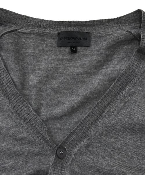 EMPORIO ARMANI（エンポリオ アルマーニ）EMPORIO ARMANI (エンポリオ アルマーニ) ロゴ刺繍カーディガン/ニットカーディガン グレー サイズ:50の古着・服飾アイテム
