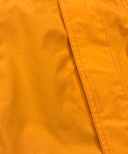 THE NORTH FACE（ザ ノース フェイス）THE NORTH FACE (ザ ノース フェイス) マウンテンライトジャケット/フード付きジャケット オレンジ×ブラック サイズ:Lの古着・服飾アイテム