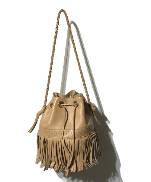 J&M DAVIDSON（ジェイ＆エム デヴィッドソン）J&M DAVIDSON (ジェイ＆エム デヴィッドソン) カーニバル ショルダーバッグ/シリンダー型ショルダーバッグ ベージュの古着・服飾アイテム