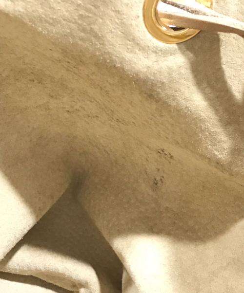 J&M DAVIDSON（ジェイ＆エム デヴィッドソン）J&M DAVIDSON (ジェイ＆エム デヴィッドソン) カーニバル ショルダーバッグ/シリンダー型ショルダーバッグ ベージュの古着・服飾アイテム