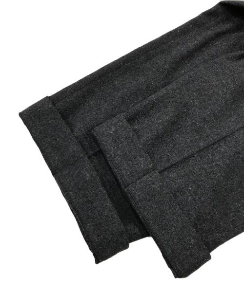 YOKE（ヨーク）YOKE (ヨーク) レーヨンウールオンブレプレイドイージーパンツ/スラックス グレー サイズ:2の古着・服飾アイテム