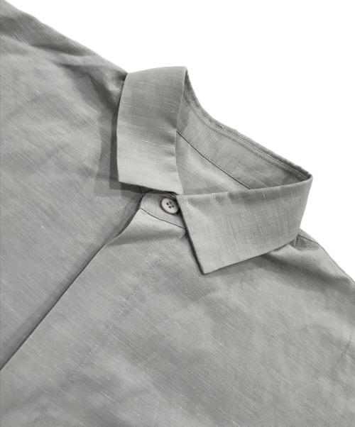 IM MEN-ISSEY MIYAKE（アイム メン イッセイ ミヤケ）IM MEN-ISSEY MIYAKE (アイム メン イッセイ ミヤケ) リネンミックス比翼シャツ カーキ サイズ:2の古着・服飾アイテム