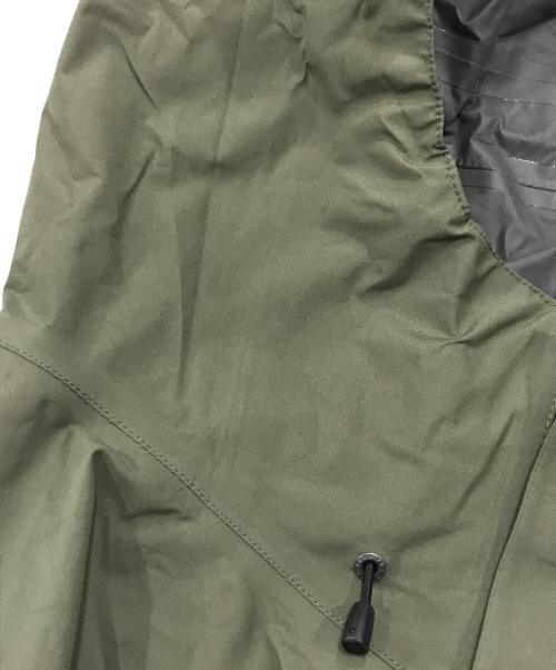 THE NORTH FACE（ザ ノース フェイス）THE NORTH FACE (ザ ノース フェイス) レインスーツ/パンツセットアップ カーキ サイズ:Mの古着・服飾アイテム