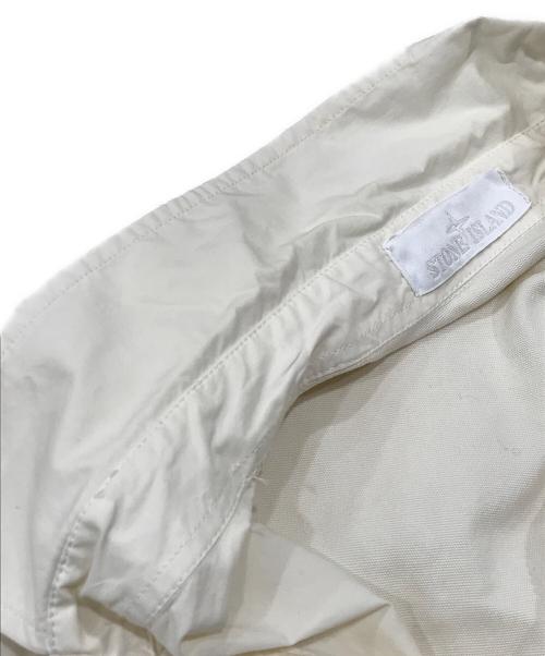 STONE ISLAND（ストーンアイランド）STONE ISLAND (ストーンアイランド) ゴーストピース ダブルZIP シャツ ジャケット ホワイト サイズ:Sの古着・服飾アイテム