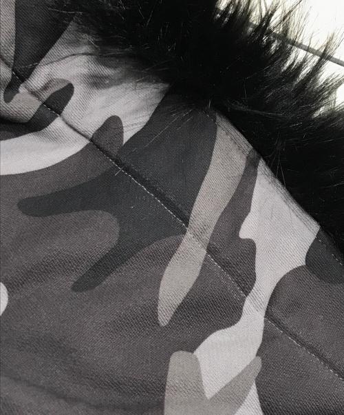 SUPPLIER（サプライヤー）SUPPLIER (サプライヤー) 迷彩柄ファークロスパーカー/ジップパーカー グレー サイズ:Lの古着・服飾アイテム