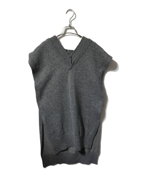 Maison Margiela 4 14（メゾンマルジェラ）Maison Margiela 4 14 (メゾンマルジェラ) リネンミックスVネックベスト/レイヤードネックベスト グレー サイズ:Ｌの古着・服飾アイテム