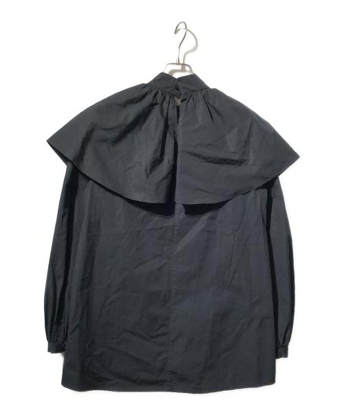 EVA MANN（エヴァ マン）EVA MANN (エヴァ マン) ラッフルショルダーブラウス/バックボタンブラウス ブラック サイズ:36の古着・服飾アイテム