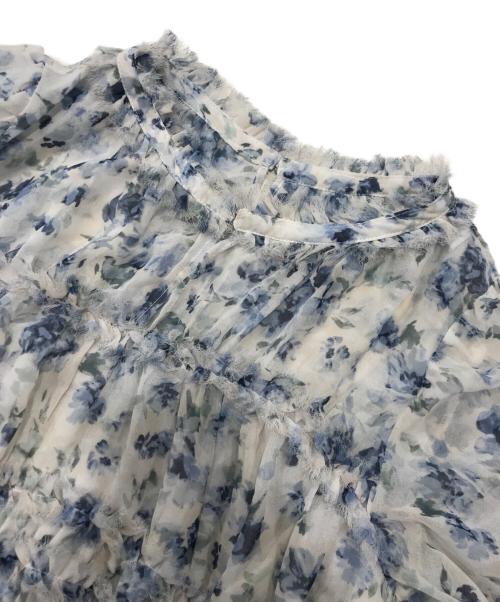 COCODEAL（ココディール）COCODEAL (ココディール) 花柄レース長袖ワンピース/総柄ワンピース ホワイト サイズ:2の古着・服飾アイテム