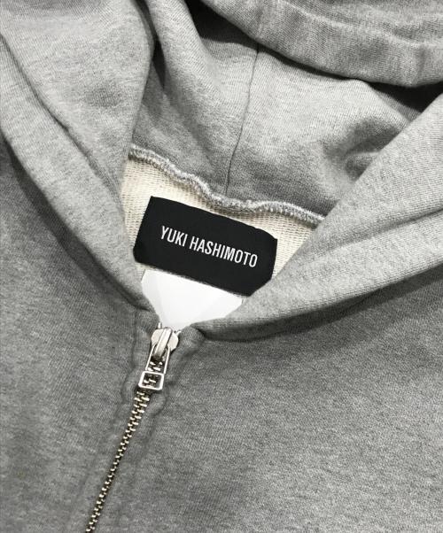 YUKI HASHIMOTO（ユウキハシモト）YUKI HASHIMOTO (ユウキハシモト) Lui's (ルイス) スプレープリントジップパーカー グレー サイズ:表記なしの古着・服飾アイテム