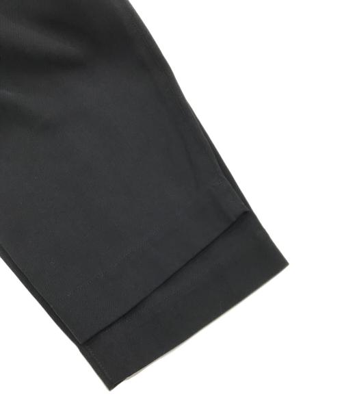 FRAMeWORK（フレームワーク）FRAMeWORK (フレームワーク) タックバレルパンツ/スラックス ブラック サイズ:36の古着・服飾アイテム