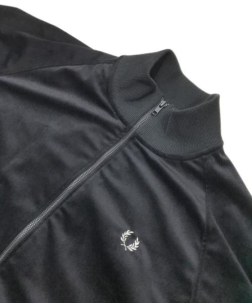 FRED PERRY（フレッドペリー）FRED PERRY (フレッドペリー) ベロアトラックジャケット/VELOUR TRACK JACKET ブラック サイズ:Mの古着・服飾アイテム