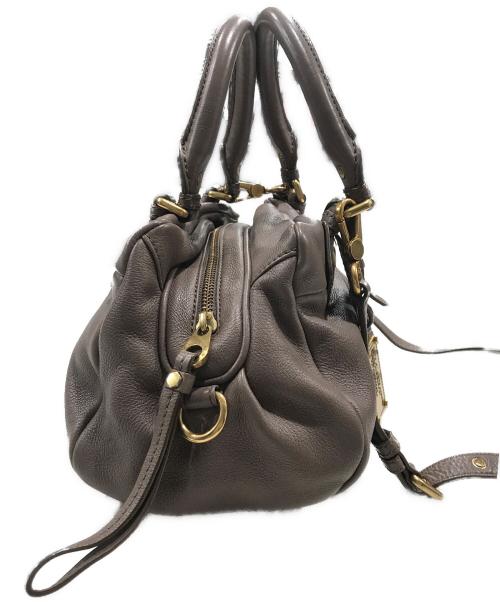 Marc by Marc Jacobs（マークバイマークジェイコブス）Marc by Marc Jacobs (マークバイマークジェイコブス) 2WAYレザーミニボストンバッグ ベージュの古着・服飾アイテム