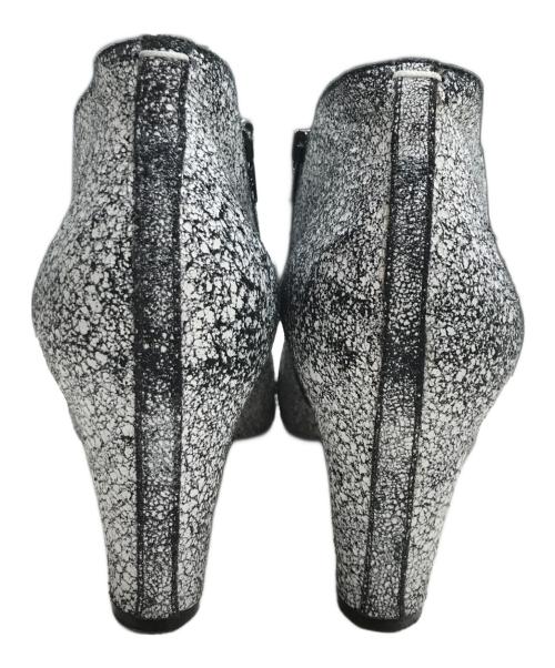 Maison Margiela 22（メゾンマルジェラ）Maison Margiela 22 (メゾンマルジェラ) オープントゥ ブーティー グレー×ブラック サイズ:39　1/2の古着・服飾アイテム