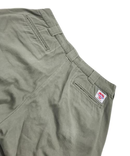 CHALLENGER（チャレンジャー）CHALLENGER (チャレンジャー) ナロー チノパンツ オリーブ サイズ:Lの古着・服飾アイテム