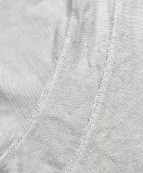 C.P COMPANY（シーピーカンパニー）C.P COMPANY (シーピーカンパニー) ヘンリーネックカットソー ホワイト サイズ:Sの古着・服飾アイテム