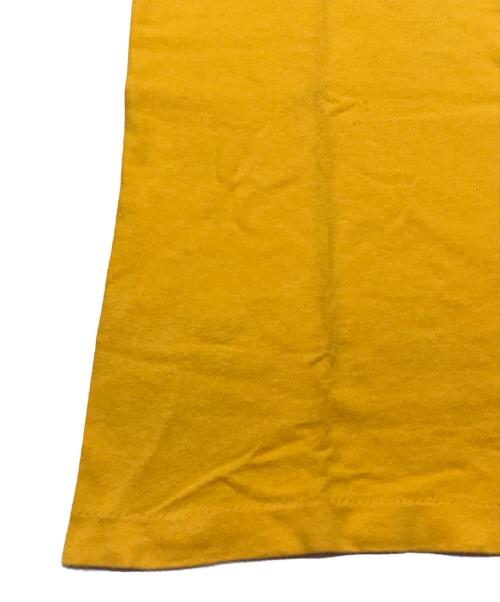 stussy（ステューシー）stussy (ステューシー) スカルプリントTシャツ/クルーネックTシャツ イエロー サイズ:Mの古着・服飾アイテム