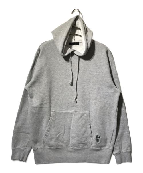 stussy（ステューシー）stussy (ステューシー) ロゴ刺繍プルオーバーパーカー/フーディー グレー サイズ:Mの古着・服飾アイテム