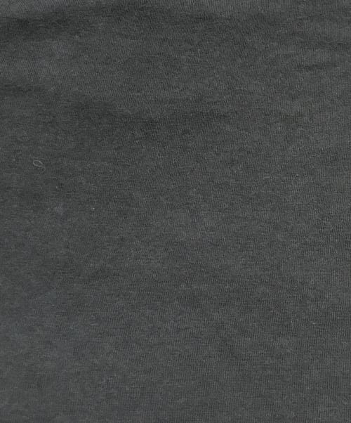 STONE ISLAND（ストーンアイランド）STONE ISLAND (ストーンアイランド) フロントロゴVネック半袖カットソー/Tシャツ グレー サイズ:Sの古着・服飾アイテム
