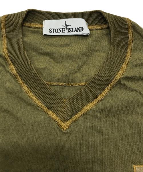 STONE ISLAND（ストーンアイランド）STONE ISLAND (ストーンアイランド) フロントロゴVネック半袖カットソー/ショートスリーブTシャツ カーキ サイズ:Sの古着・服飾アイテム