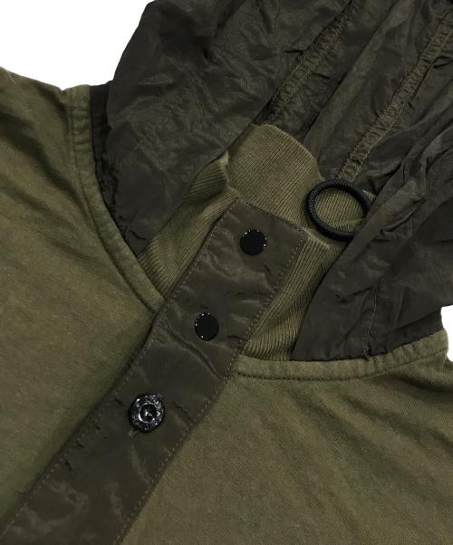 STONE ISLAND（ストーンアイランド）STONE ISLAND (ストーンアイランド) フーデッド半袖カットソー/半袖パーカー カーキ サイズ:Sの古着・服飾アイテム