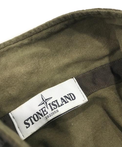 STONE ISLAND（ストーンアイランド）STONE ISLAND (ストーンアイランド) フロントロゴポロシャツ カーキ サイズ:Sの古着・服飾アイテム