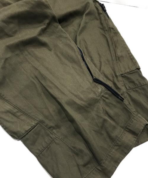 STONE ISLAND（ストーンアイランド）STONE ISLAND (ストーンアイランド) ショートパンツ/ハーフパンツ カーキ サイズ:46の古着・服飾アイテム