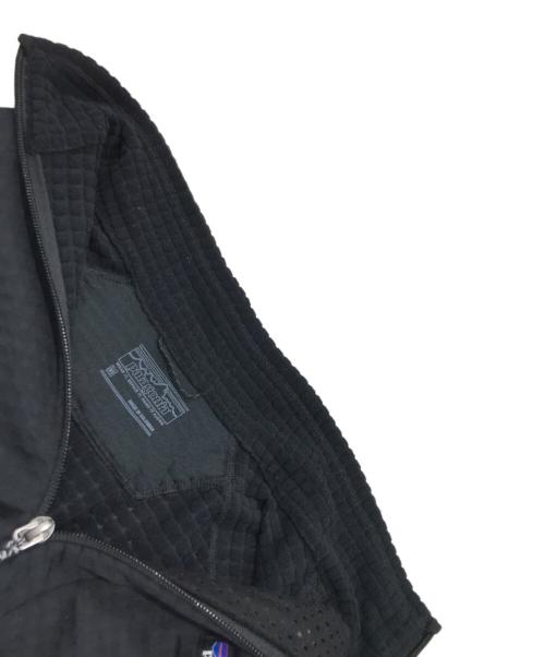 Patagonia（パタゴニア）Patagonia (パタゴニア) R1 ジャケット ブラック サイズ:Mの古着・服飾アイテム