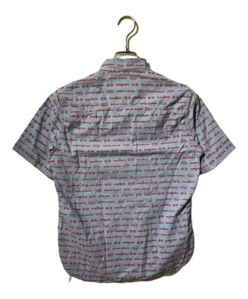 Hysteric Glamour（ヒステリックグラマー）Hysteric Glamour (ヒステリックグラマー) ロゴ総柄S/Sワークシャツ/半袖シャツ ブルー サイズ:Mの古着・服飾アイテム